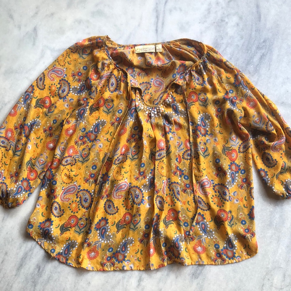 Flowy Sheer blouse
